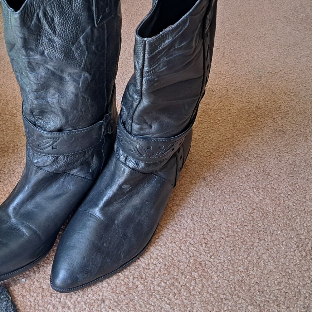 Leather boots - Picture 2 of 4